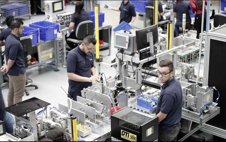 Como sucede cada fin de año, durante diciembre de 2021, se registró una caída mensual de 312 mil 902 puestos registrados ante el IMSS. EFE / ARCHIVO