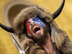 Aunque no hay evidencias sobre las teorías de QAnon, millones de estadounidenses siguen creyendo en ellas. GETTY IMAGES