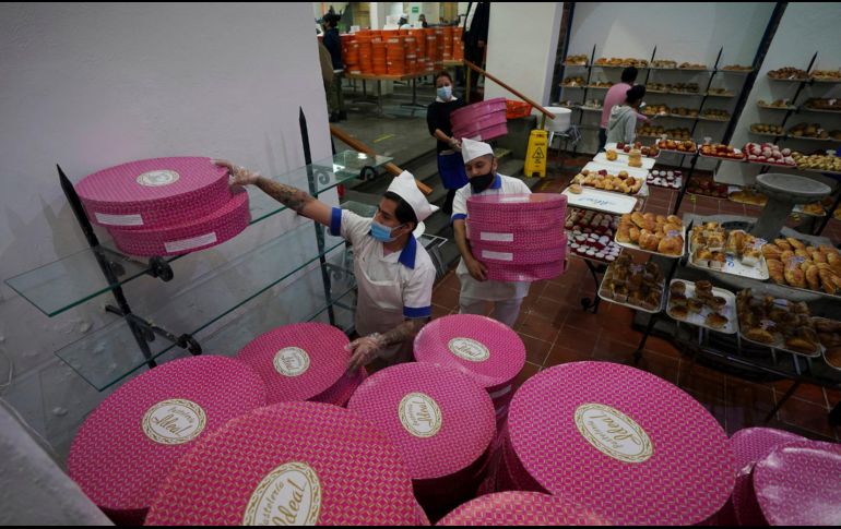 Con corte a diciembre de 2021, Jalisco reportó un millón 849 mil 999 trabajadores asegurados ante el IMSS. AP/F. Llano