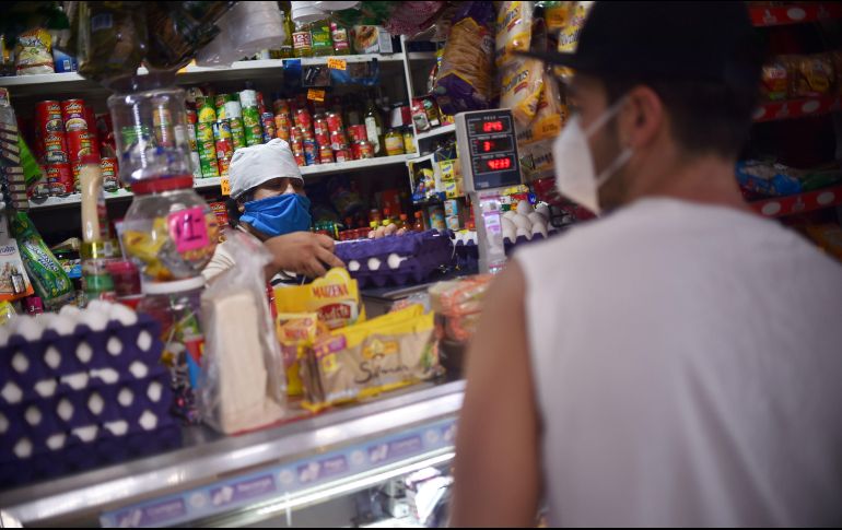 las expectativas de inflación para 2022 ya se encuentran por encima de la meta del Banco de México. AFP/ARCHIVO