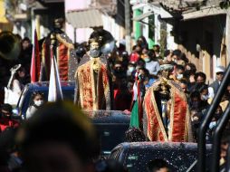 Tanto peregrinos y pobladores observaron desde viviendas la caravana. CORTESÍA/Gobierno de Tlajomulco