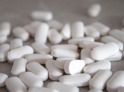 Remarcan que la píldora requiere prescripción médica para su venta. ESPECIAL/Unsplash