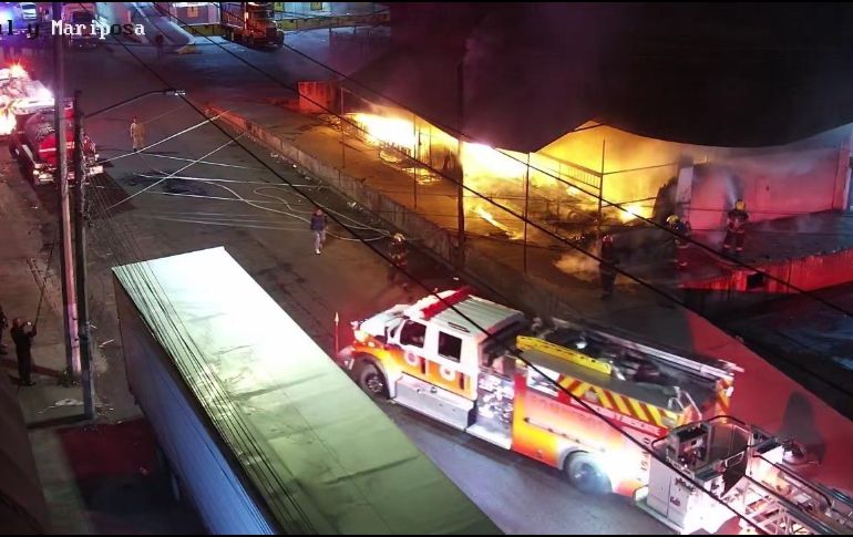 Por prevención, personal de la Dirección de Inspección y Vigilancia del Ayuntamiento procedió a la clausura simbólica del local para el levantamiento de riesgos y daño estructural. ESPECIAL