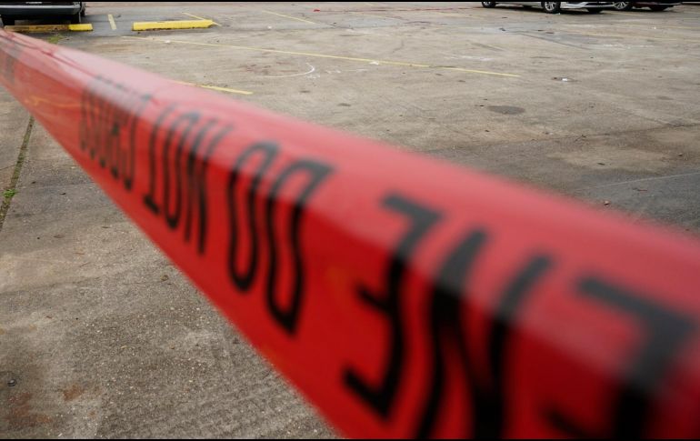 En lugar de ayudar a la víctima, la Policía salió corriendo de la estancia, cerró la puerta y dejó que se quemara. AP / ARCHIVO