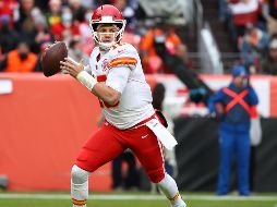 Mahomes completó 27 de 44 pases para 269 yardas sin una intercepción y corrió nueve veces para 54 yardas. AFP/J. Schwaberow