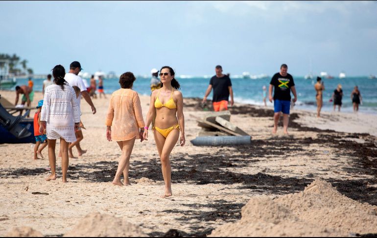 Casi 5 millones de turistas visitaron República Dominicana en 2021, el doble que en 2020 y 77% de los 6.4 millones reportados en 2019 antes de que iniciara la pandemia. AFP/E. Santelices