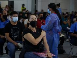 ARRANCA. Las y los trabajadores al servicio de la educación podrán ingresar al sitio https://vacunacion.jalisco.gob.mx/ a partir de las 12:00 horas para agendar su cita. EL INFORMADOR/ARCHIVO