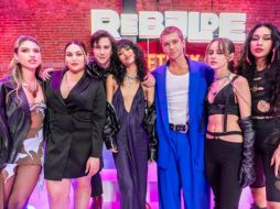 Los actores principales interactuaron con los fans que los acompañaron esta tarde e interpretaron 