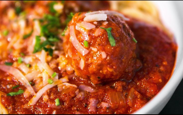 Albóndigas rellenas. ESPECIAL/Photo by Jason Leung on Unsplash.