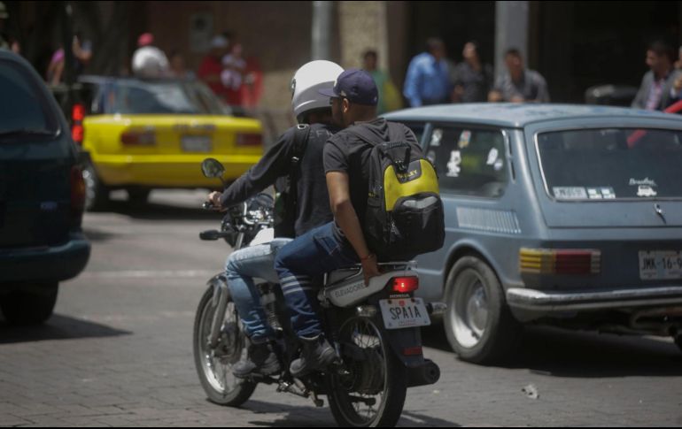El Poder Legislativo no le ha entrado de lleno al tema, aunque los motoladrones actúan hasta en las puertas del Congreso estatal. EL INFORMADOR/ARCHIVO
