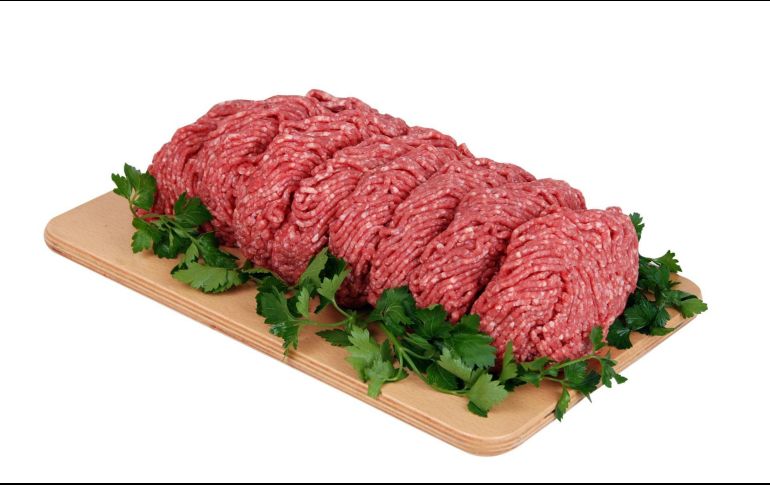 La carne molida con un recaudo de jitomate puede ser un buen relleno para algún platillo que lo requiera. ESPECIAL/Photo by Polatdover on Pixabay.
