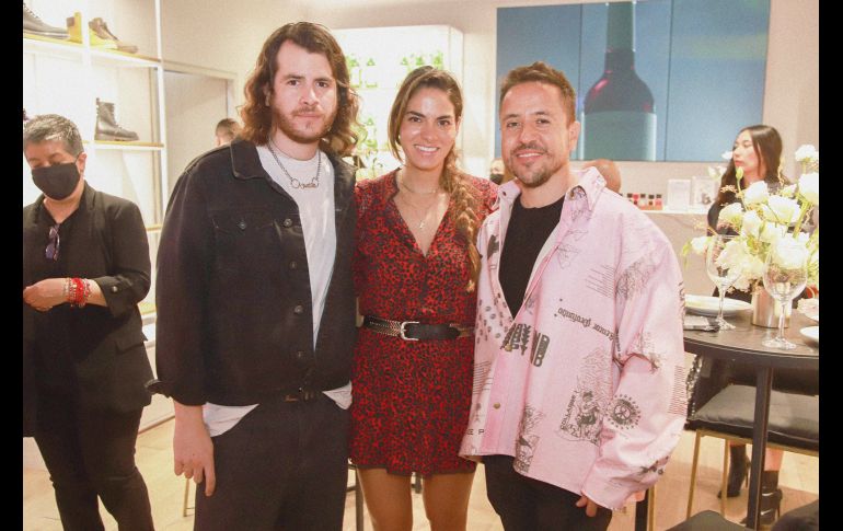 Celio Rubén, Pilar Muñoz y Álvaro Valadez. GENTE BIEN JALISCO/ TONY MARTÍNEZ