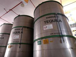Las ventas de tequila sumaron tres mil 350 millones de dólares en los primeros 11 meses de 2021. AFP/ARCHIVO