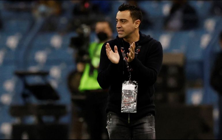 El estratega Xavi Hernández, destacó la labor de su equipo y aseguró que merecieron pasar al haber sido superiores al Real Madrid. EFE/J. Muñoz