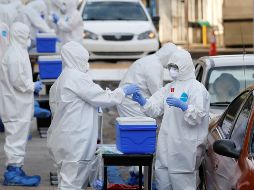 Radar Jalisco realiza la toma de muestras en el Centro Universitario de Ciencias de la Salud. EFE