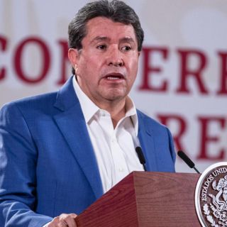 Ricardo Monreal denuncia hackeo de su cuenta de WhatsApp