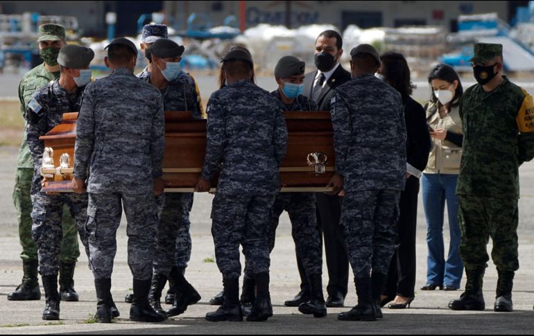 Contando los 19 cuerpos de migrantes fallecidos en el accidente carretero de Chiapas, ya son 49 los restos repatriados.  AFP/ J. Ordoñez