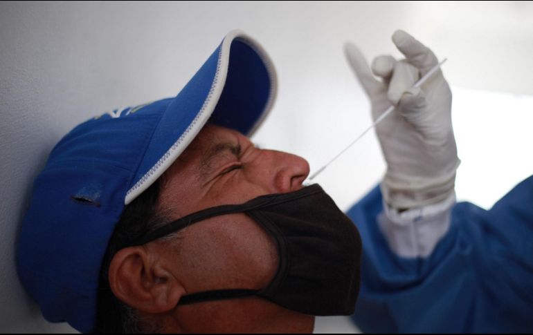 Si resultaste contagiado por COVID-19, existen dos formas para solicitar una incapacidad y el porcentaje que te otorgará el IMSS dependerá de ambas. SUN