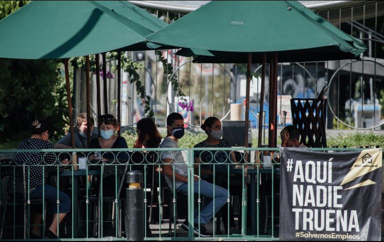 Se estima que el 10 de febrero será el pico máximo de contagios en Jalisco, el cual podría ser hasta ocho veces más alto que en la ola anterior. EL INFORMADOR / ARCHIVO