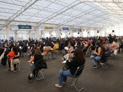 Un total de 300 personas participaron en la logística en el CCU. ESPECIAL/UdeG