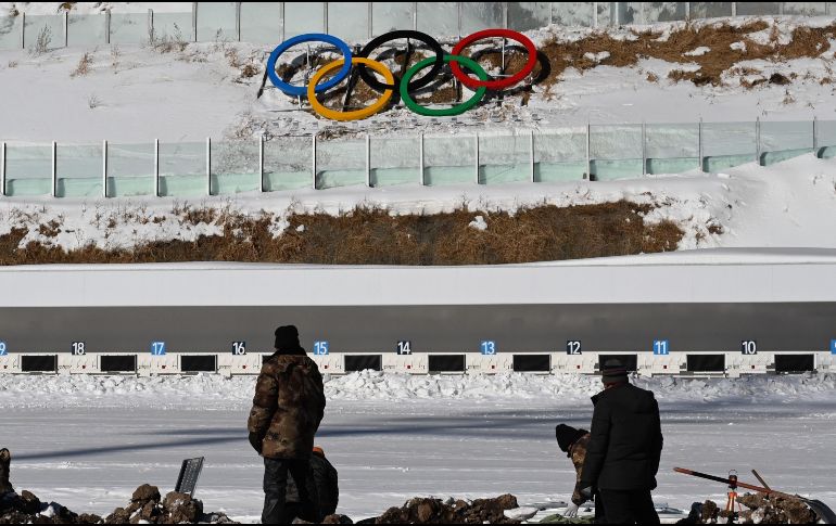 China se ha mantenido implacable en su política de tolerancia cero contra el COVID, con estrictas restricciones a la movilidad, confinamientos selectivos o completos para atajar los rebrotes y el cierre prácticamente total de sus fronteras. AFP / F. Marit