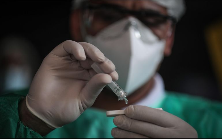 La base de datos de la Secretaría de Salud Jalisco reporta 336 personas internadas en hospitales públicos y 47 en privados. EFE/A. Coehlo