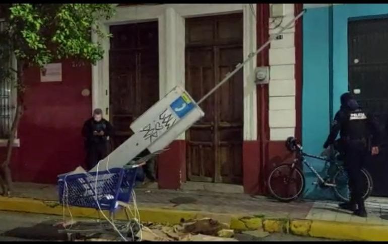 Policías de Guadalajara interceptaron al sujeto en el cruce de las calles San Felipe y Liceo. ESPECIAL /