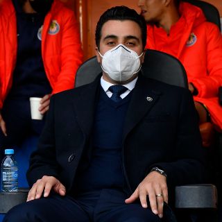 Chivas: Marcelo Michel se disculpa con la afición tras la derrota