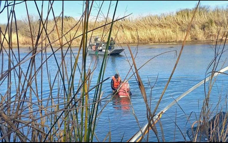 México ha interceptado a más de 252 mil migrantes indocumentados de enero a noviembre y deportó a más de 100 mil en el mismo periodo. EFE / INM