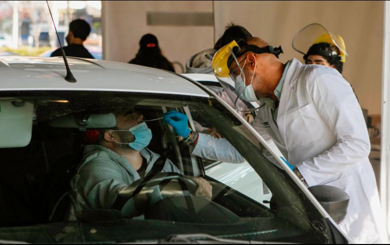 El CCIJ estima que las bajas temporales de trabajadores por COVID-19 están entre las nueve mil y las 10 mil. EL INFORMADOR/G. Gallo