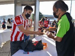 Chivas explicó que los protocolos como el uso de cubrebocas, la toma de temperatura o la aplicación de gel antibacterial seguirán realizándose como de costumbre. IMAGO7
