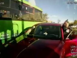 Hasta el momento no se han reportado personas lesionadas ni detenidos por el hecho. ESPECIAL