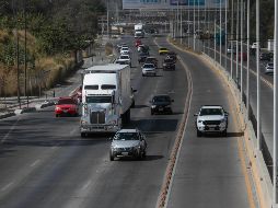 La sanción por circular por el carril exclusivo puede costar hasta 19 mil 244 pesos. EL INFORMADOR/G. Gallo