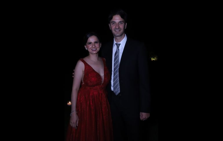 Adriana Gutiérrez y Jaime González. GENTE BIEN JALISCO/CLAUDIO JIMENO