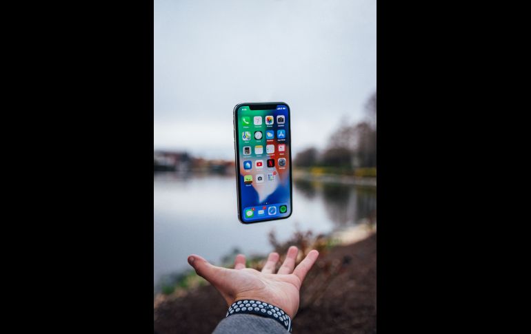 La vida diaria y la tecnología van de la mano / Photo by Neil Soni on Unsplash