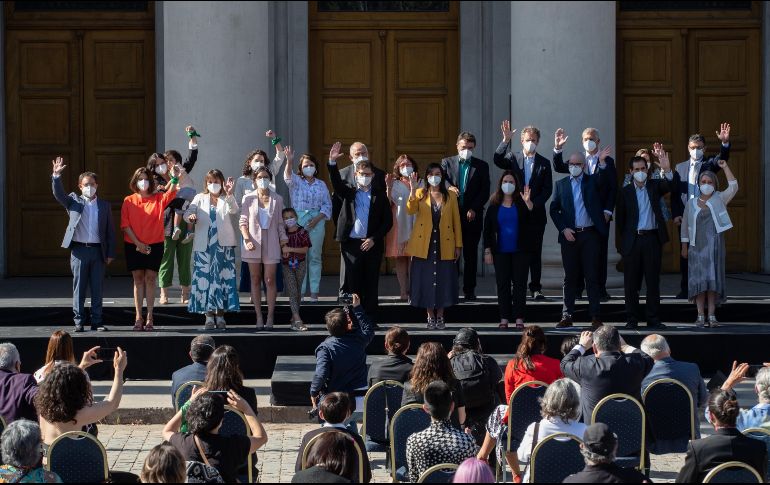 La toma de posesión del nuevo Gobierno de izquierda en el país andino será el 11 de marzo. EFE/A. Valdés