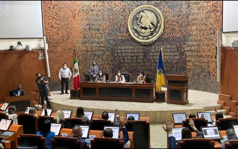 Para la sesión donde se votará el desafuero se convocó al fiscal estatal, que solicitó el juicio de procedencia, y a Covarrubias Dueñas o sus representantes legales. TWITTER /  @LegislativoJal