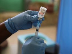 Precisan que la orden de vacunar al menor se ejecutará bajo la más estricta responsabilidad de sus padres o tutores. AP/ARCHIVO