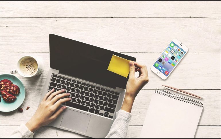 Concéntrate. Tener un lugar limpio para tus actividades ayudará a que te enfoques en tu trabajo. Pixabay