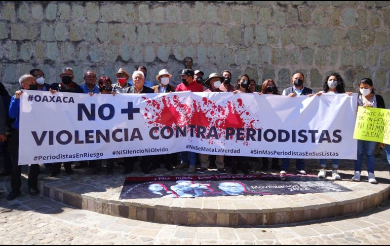 Comunicadores oaxaqueños se sumaron a la movilización nacional 