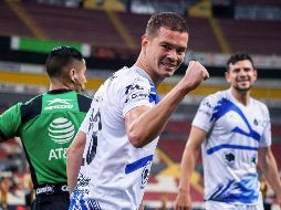 MUCHA PIEZA. La ofensiva de los Correcaminos no encontró oposición en los Leones Negros. IMAGO7