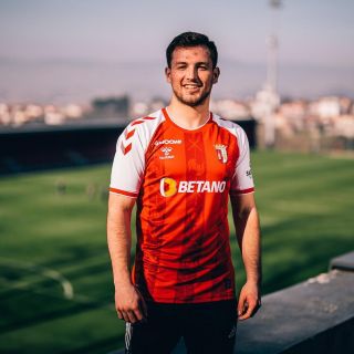 Eugenio Pizzuto llega al futbol de Portugal