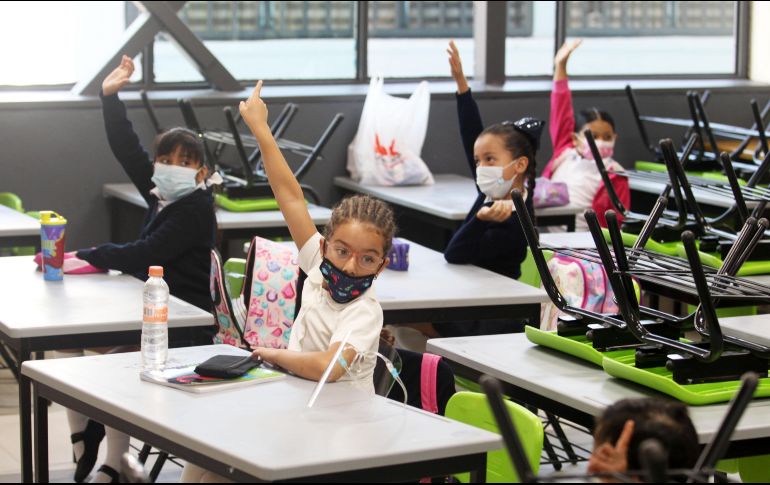 En los salones con dos contagiados o más se cancelarán las clases presenciales. EL INFORMADOR/ A. Camacho