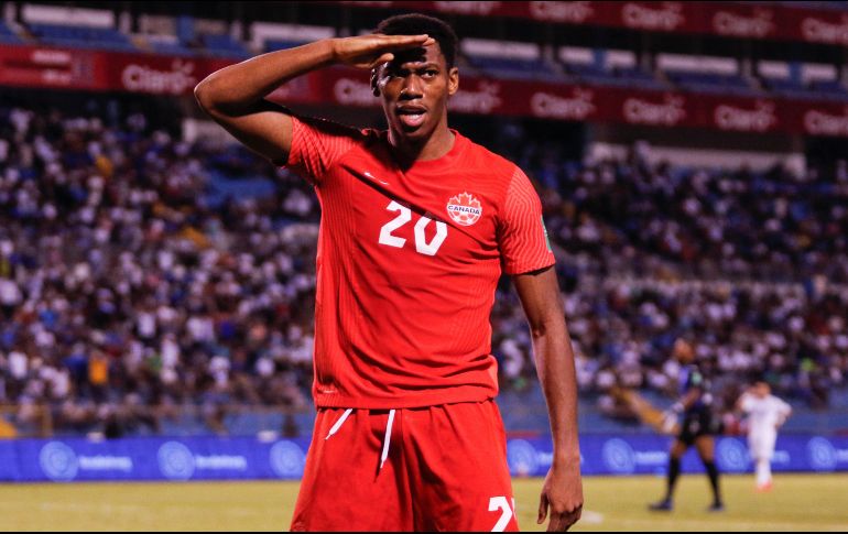 Jonathan David hizo el segundo gol de la noche para que su equipo venciera. AP/D. Martínez