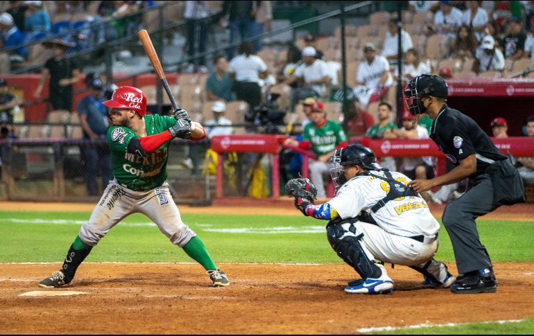 México se mide este domingo a las 8:00 horas ante un combinado de Colombia que llega con marca perfecta de dos triunfos. AP/F. Spotorno