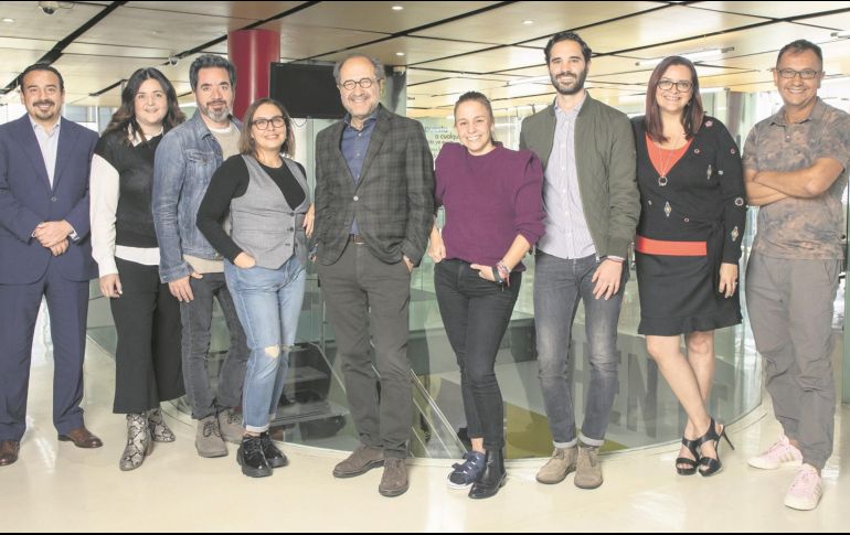 De izquierda a derecha: Jorge Vallejo, Bego Rubio, Joaco Maldonado, Rita Figueroa, José Alberto Terán, Lorena Salmerón, Andrés Terán, Liz Lara y Óscar Evia. ESPECIAL