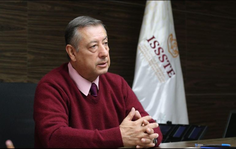 El director del ISSSTE, Pedro Zenteno Santaella, dio positivo el pasado 29 de enero. ESPECIAL