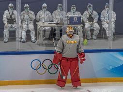 Los Juegos Olímpicos de Invierno se celebrarán bajo estrictas medidas de prevención que incluyen el total aislamiento de los atletas y empleados venidos del extranjero con respecto de la población pequinesa. EFE / R. Pilipey