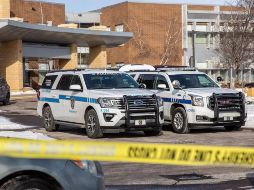 Detallan que los estudiantes fueron baleados cerca de la entrada principal de la escuela. AFP/K. Yucel