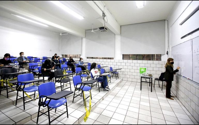 Desde 1977, los cursos de la CSE reciben entre mil 300 y mil 500 inscripciones. AFP/ARCHIVO